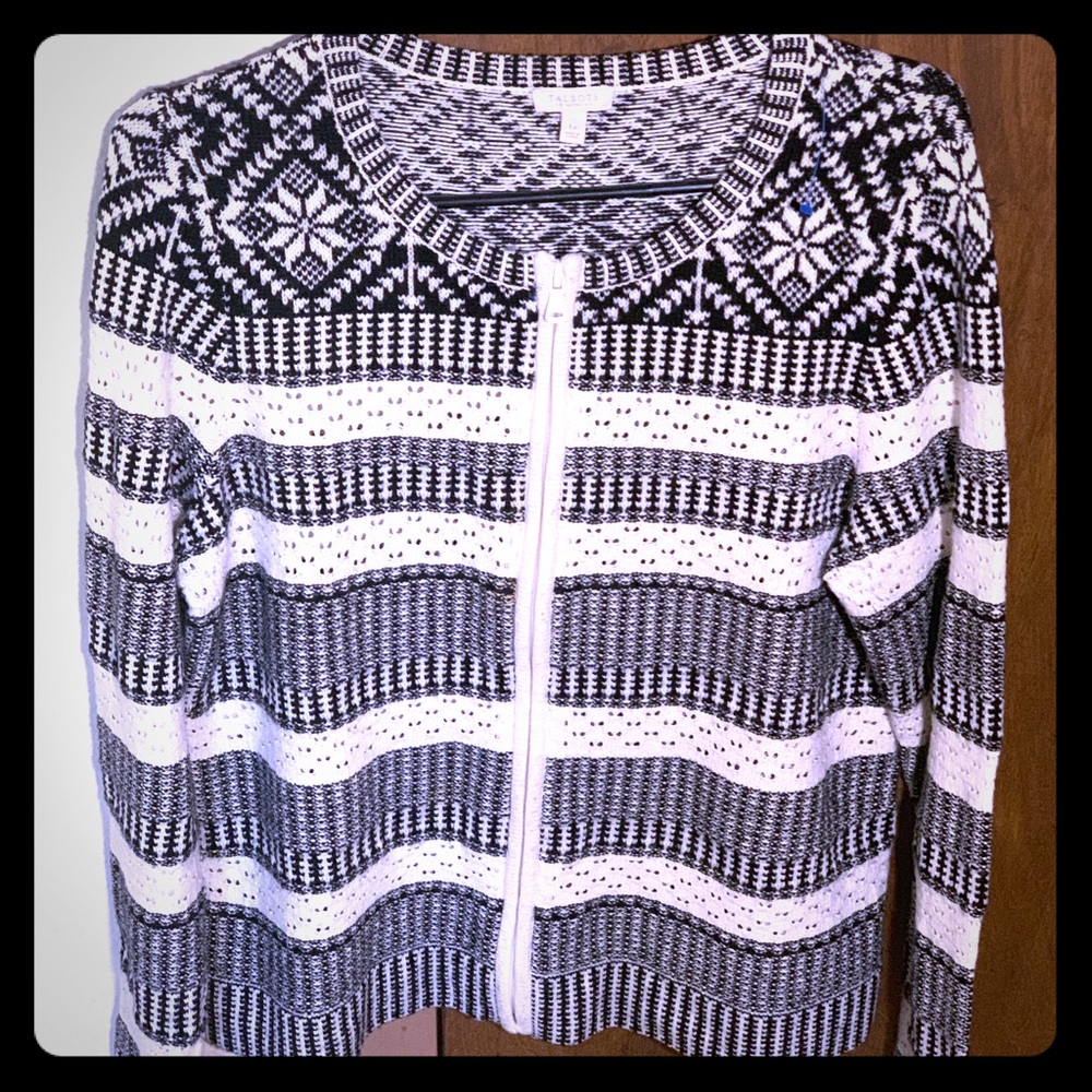 Woman’s Talbots Zip Printed Sweatshirt Black/white